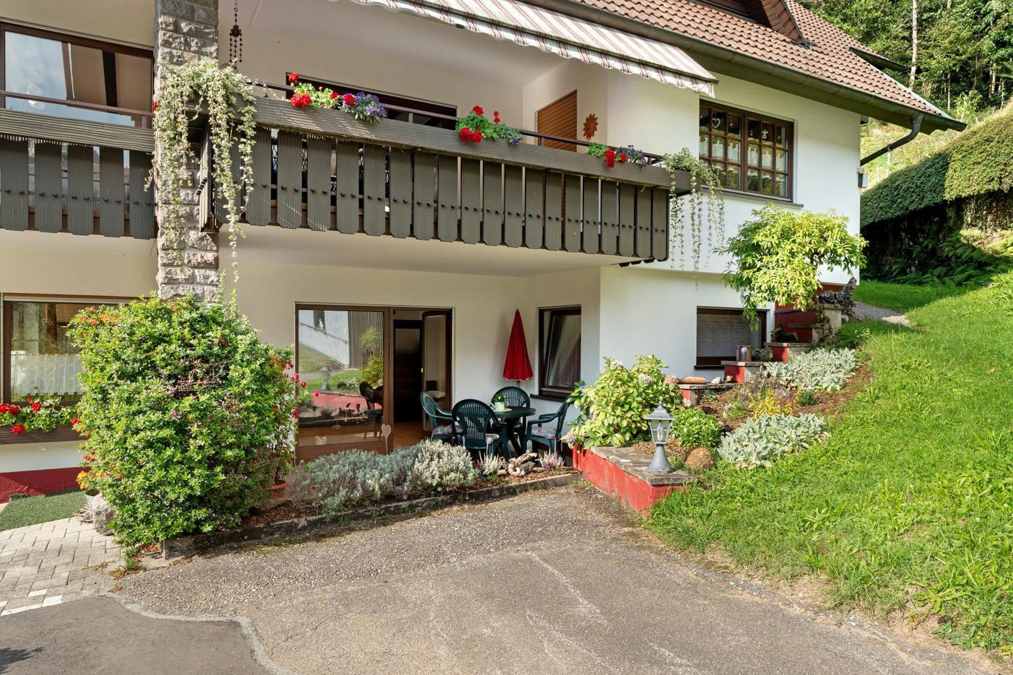 Apartamento Haus Schindler Ottenhofen im Schwarzwald Exterior foto