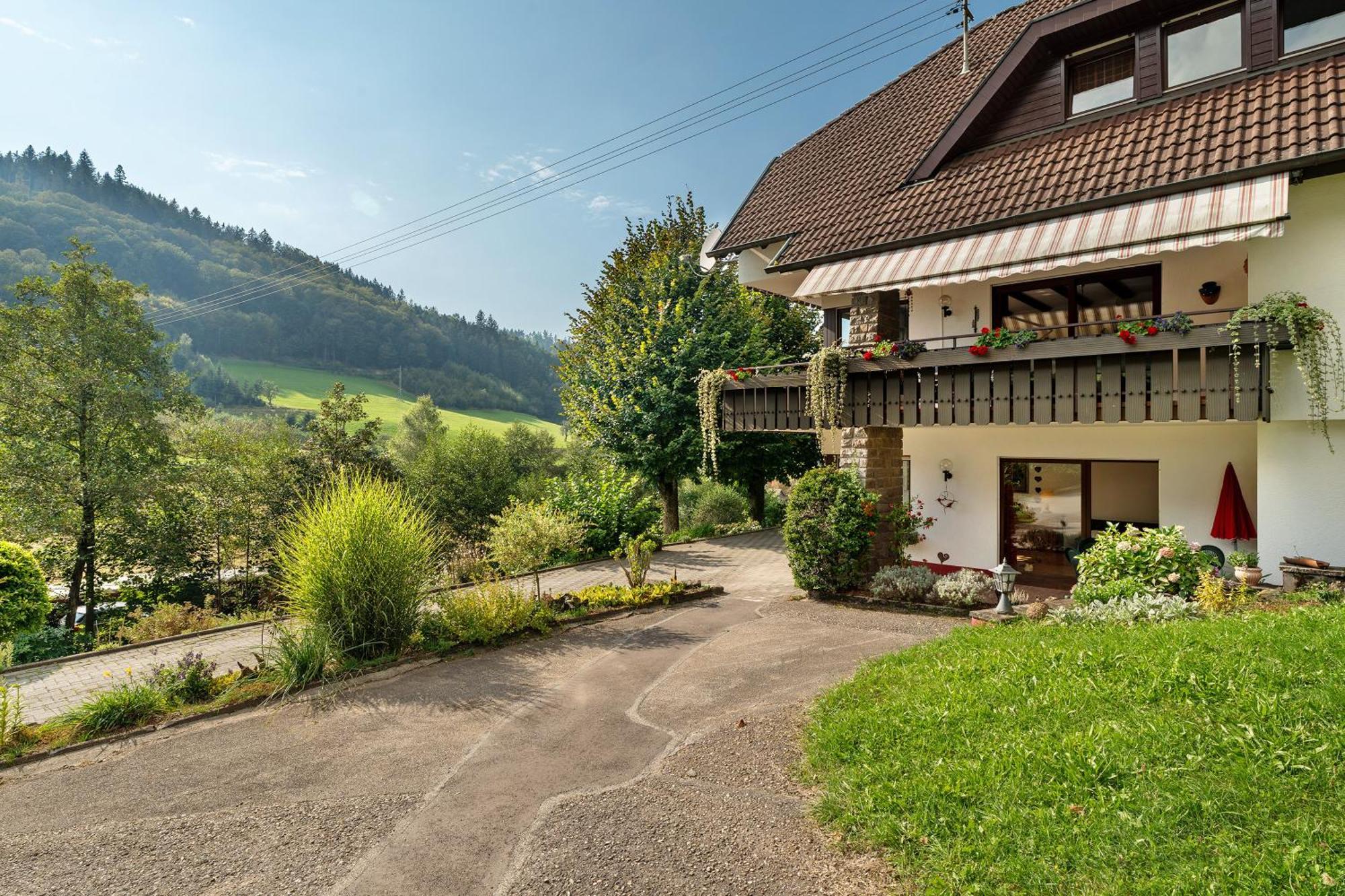 Apartamento Haus Schindler Ottenhofen im Schwarzwald Exterior foto