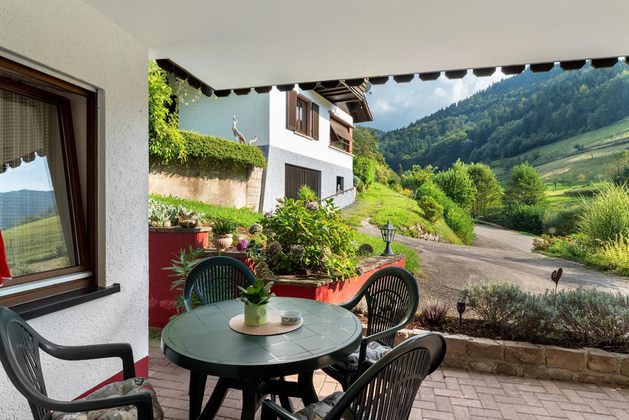 Apartamento Haus Schindler Ottenhofen im Schwarzwald Exterior foto